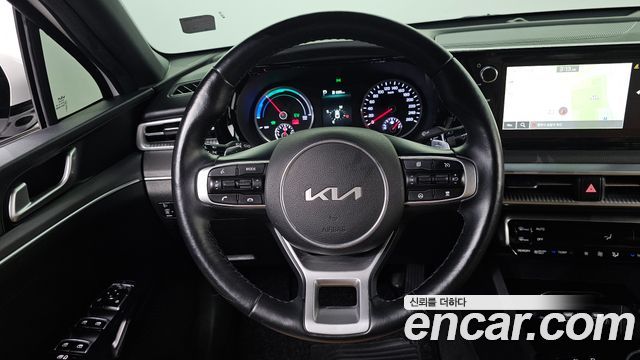 Kia K5 Hybrid (III) Prestige 2023 — фото 14