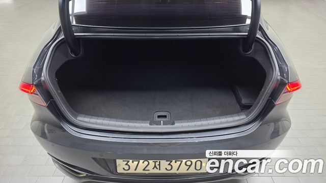 Hyundai Grandeur (IG) 3.0 LPi Rent Car Modern 2021 — фото 16
