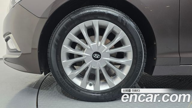 Hyundai Sonata (LF) 2.0 Smart 2016 — фото 5