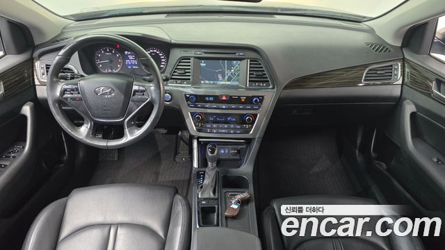 Hyundai Sonata (LF) 2.0 Smart 2016 — фото 7