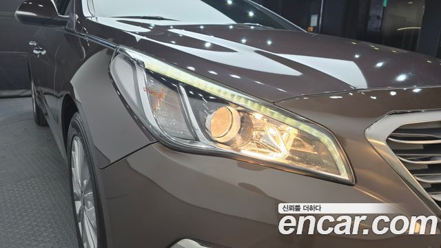 Hyundai Sonata (LF) 2.0 Smart 2016 — фото 22