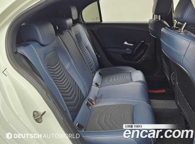 Mercedes-Benz A-Class (W177) A220 Hatchback 2020 — фото 16