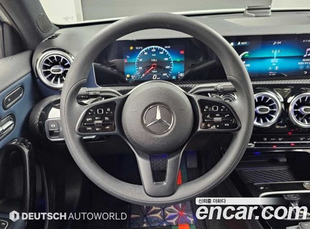 Mercedes-Benz A-Class (W177) A220 Hatchback 2020 — фото 17