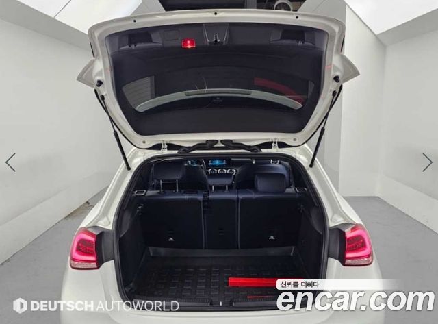 Mercedes-Benz A-Class (W177) A220 Hatchback 2020 — фото 23
