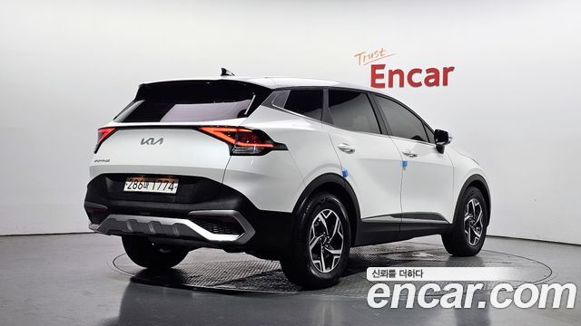 Kia Sportage (V) Gasoline 1.6 Turbo 2WD Trendy 2023 — фото 2
