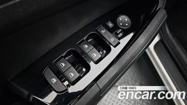 Kia Sportage (V) Gasoline 1.6 Turbo 2WD Trendy 2023 — фото 13