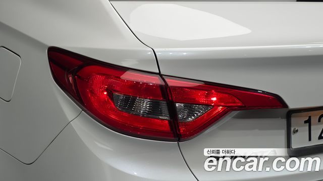 Hyundai Sonata (LF) LPI Modern 2016 — фото 23