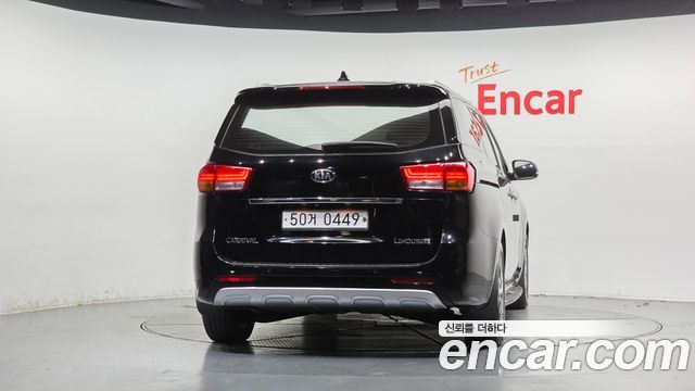 Kia Carnival 7-seater Limousine President 2016 — фото 4