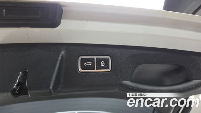 Kia Sorento (IV) HEV 1.6 2WD Signature 2023 — фото 29