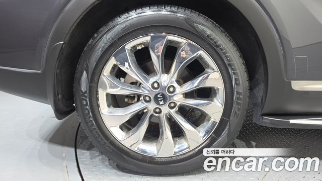 Kia Sorento Diesel 2.2 2WD Noblesse Special 2018 — фото 5