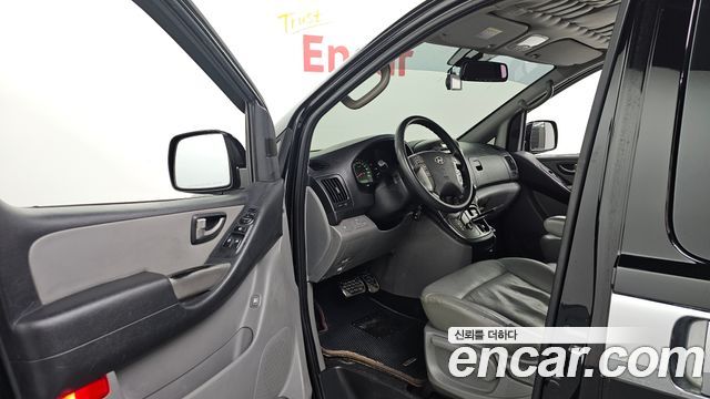 Hyundai Grand Starex 5-Seater VAN CVX Premium 2015 — фото 10
