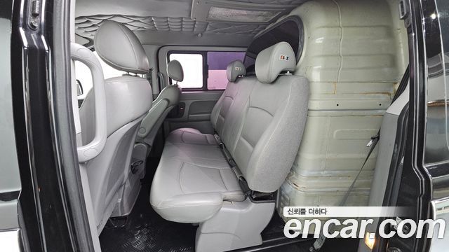 Hyundai Grand Starex 5-Seater VAN CVX Premium 2015 — фото 12