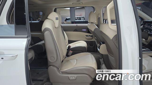 Kia Carnival (IV) Gasoline 9-Seater Signature 2023 — фото 11