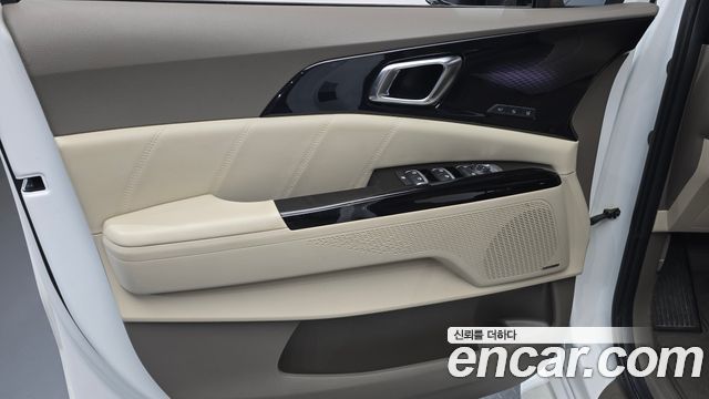 Kia Carnival (IV) Gasoline 9-Seater Signature 2023 — фото 24