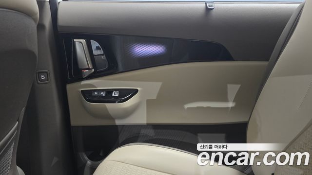 Kia Carnival (IV) Gasoline 9-Seater Signature 2023 — фото 25