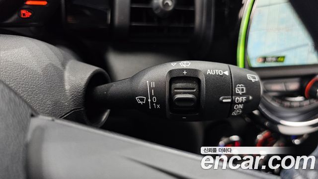 MINI Cooper D 5Door HIGH 3rd 2015 — фото 27