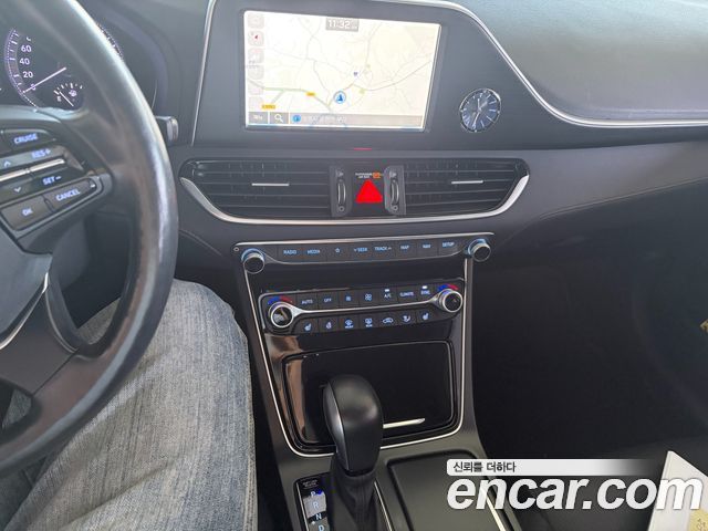Hyundai Grandeur (IG) 3.0 LPi Modern Basic (Rental Car) 2019 — фото 7