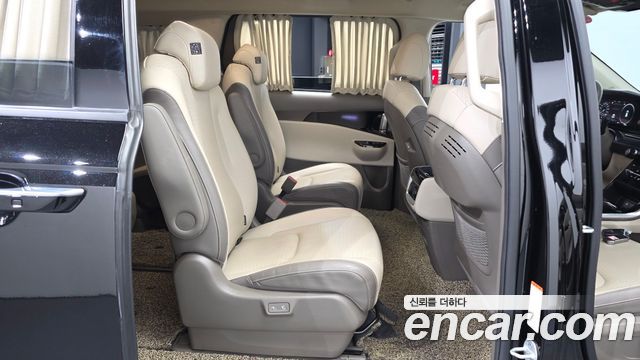 Kia Carnival (IV) Gasoline 9-Seater Hi-Limousine Signature 2023 — фото 12