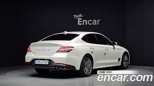 Genesis G70 Gasoline 2.0T 2WD 2023 — фото 2