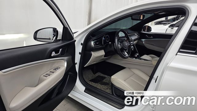Genesis G70 Gasoline 2.0T 2WD 2023 — фото 5