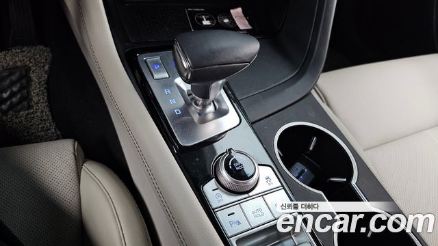 Genesis G70 Gasoline 2.0T 2WD 2023 — фото 13