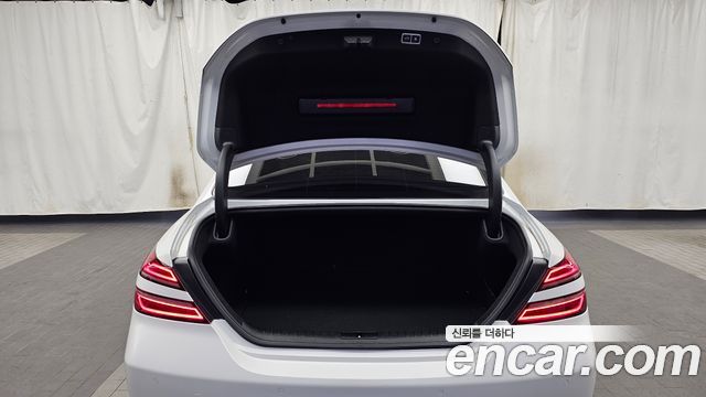 Genesis G70 Gasoline 2.0T 2WD 2023 — фото 18