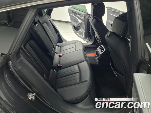 Audi A7 (4K) 45 TDI Quattro Premium 2022 — фото 15