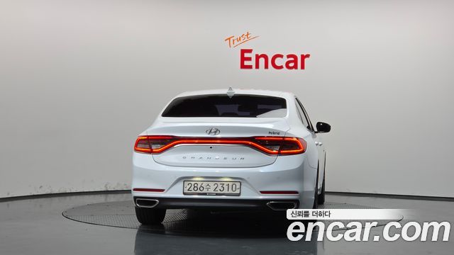 Hyundai Grandeur Hybrid (IG) Exclusive Special 2019 — фото 4