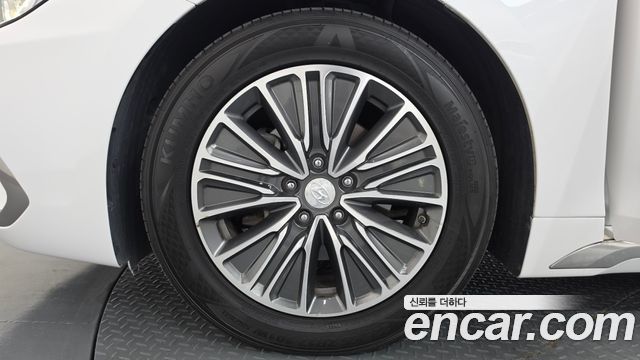 Hyundai Grandeur Hybrid (IG) Exclusive Special 2019 — фото 5