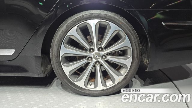 Hyundai Genesis BH330 Premium Dynamic Edition 2013 — фото 21