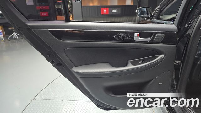 Hyundai Genesis BH330 Premium Dynamic Edition 2013 — фото 25