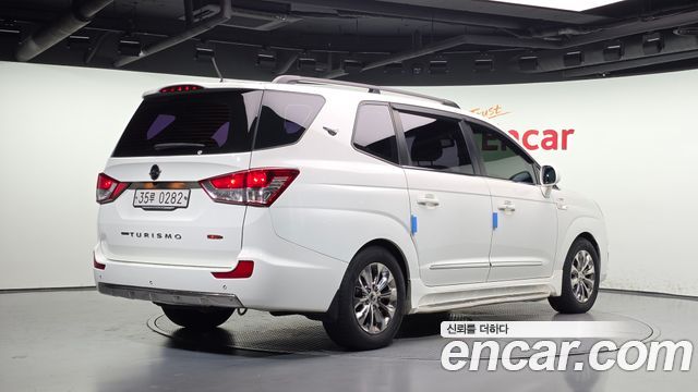 KG Mobility (SsangYong) Korando Turismo 4WD TX 9-seater 2017 — фото 2
