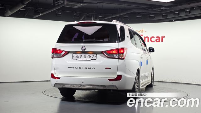 KG Mobility (SsangYong) Korando Turismo 4WD TX 9-seater 2017 — фото 4