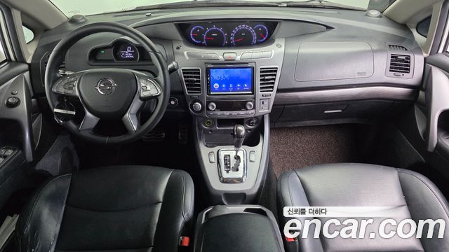 KG Mobility (SsangYong) Korando Turismo 4WD TX 9-seater 2017 — фото 7