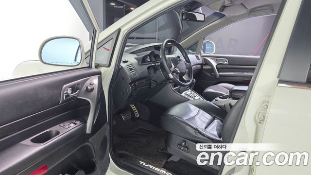 KG Mobility (SsangYong) Korando Turismo 4WD TX 9-seater 2017 — фото 10