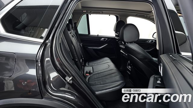 BMW X5 (G05) xDrive 45e xLine 2022 — фото 12