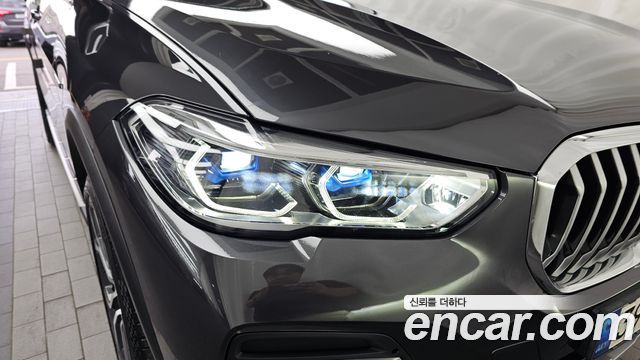 BMW X5 (G05) xDrive 45e xLine 2022 — фото 22