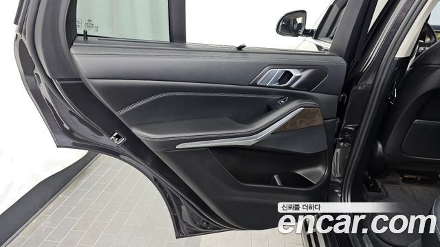 BMW X5 (G05) xDrive 45e xLine 2022 — фото 25