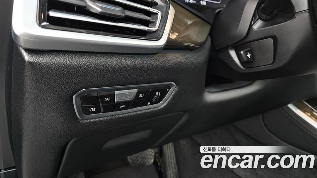 BMW X5 (G05) xDrive 45e xLine 2022 — фото 27