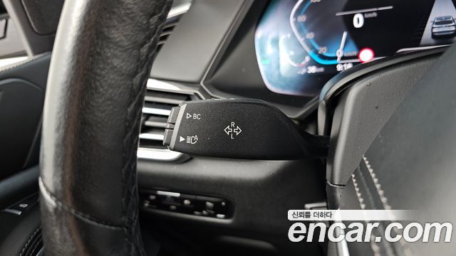 BMW X5 (G05) xDrive 45e xLine 2022 — фото 30