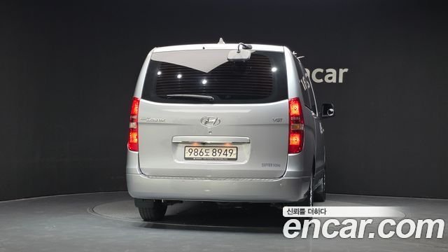Hyundai Grand Starex Van 3-Seater Smart 2019 — фото 4