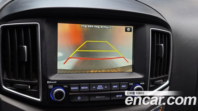 Hyundai Grand Starex Van 3-Seater Smart 2019 — фото 16