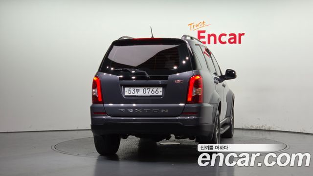 KG Mobility (SsangYong) Rexton W 2.2 4WD RX7 Luxury 2016 — фото 4