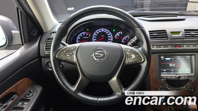 KG Mobility (SsangYong) Rexton W 2.2 4WD RX7 Luxury 2016 — фото 13