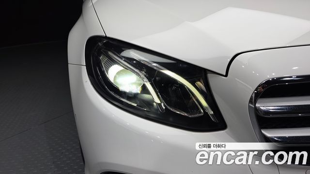 Mercedes-Benz E-Class (W213) E300 Avantgarde 2019 — фото 22