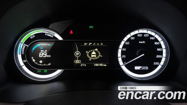 Kia Niro Noblesse 2017 — фото 8