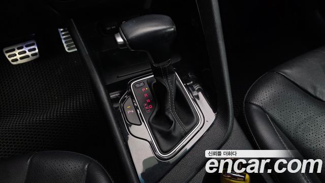 Kia Niro Noblesse 2017 — фото 9