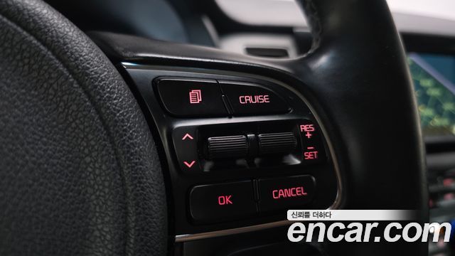 Kia Niro Noblesse 2017 — фото 30