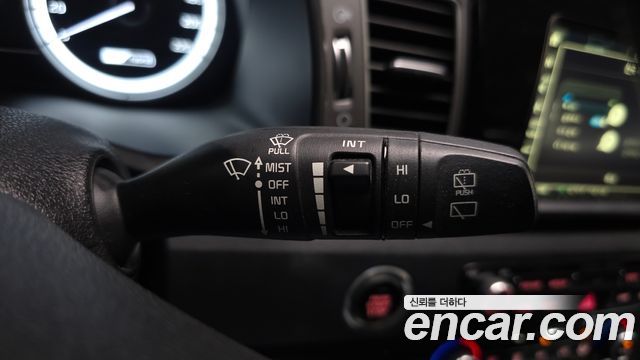 Kia Niro Noblesse 2017 — фото 31