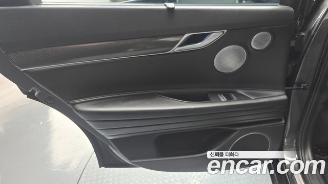 Genesis G80 (RG3) Gasoline 2.5 Turbo AWD 2022 — фото 31